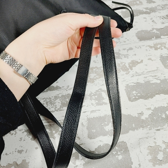 Botkier Vinyl Tote Black  Carryall Zip Top Big Travel Shoulder Bag 0771 - Picture 11 of 16